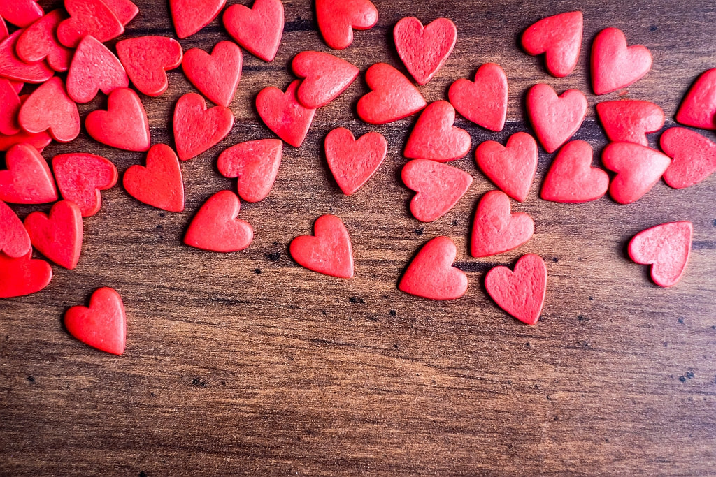 Send some love - Red Comfies on sale, up to 30% off! - www.comfyballs.ch
